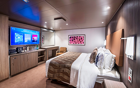 YACHT CLUB INTERIOR SUITE