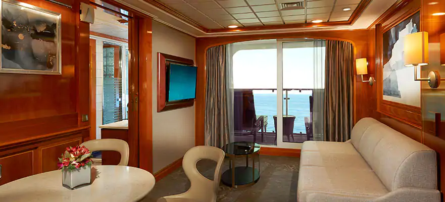 2-Bedroom Deluxe Family Suite with Balcony