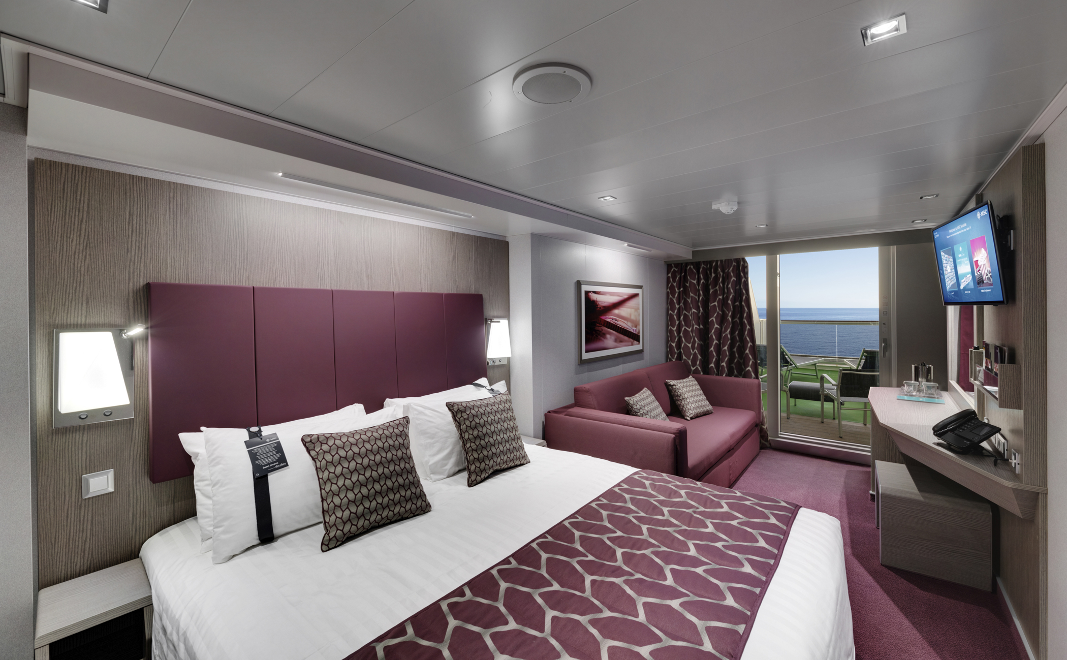 PREMIUM SUITE AUREA