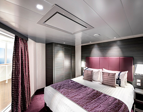 GRAND SUITE AUREA WITH TERRACE AND WHIRLPOOL